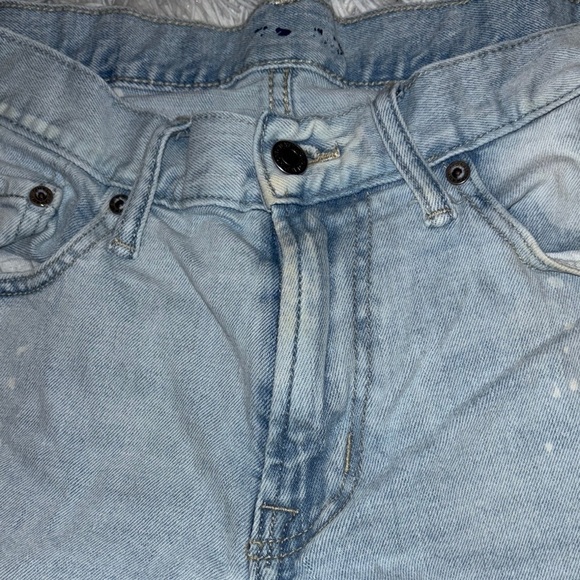 Distressed Denim Shorts - Picture 6 of 10
